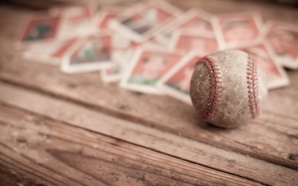 Found this in my childhood safe when moving. Advice on what to do? :  r/baseballcards